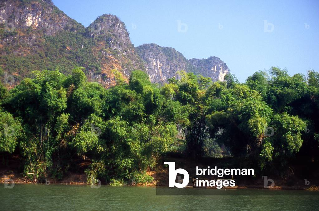 China: Zuo River (Zuo Jiang), Longrui Nature Reserve, Guangxi Province