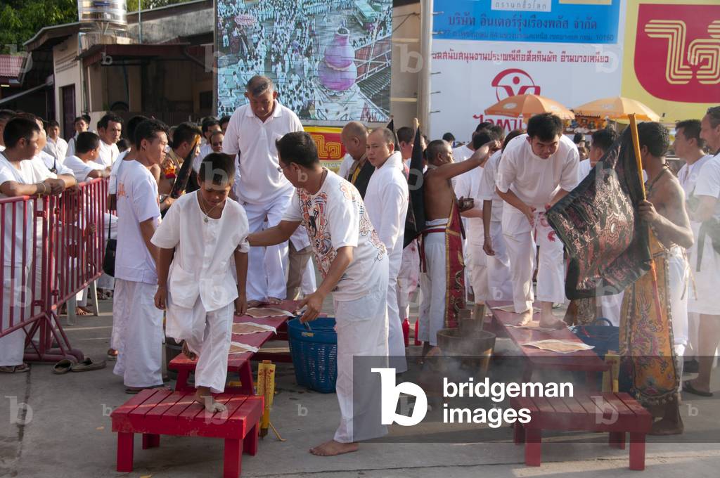 Thailand: The 'Crossing the Bridge' ceremony at San Chao Bang Niew (Chinese Taoist temple), Phuket Vegetarian Festival