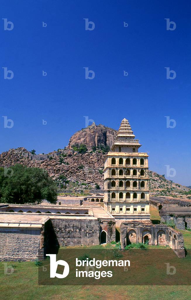 India: The rock-bound fortress of Gingee, Tamil Nadu