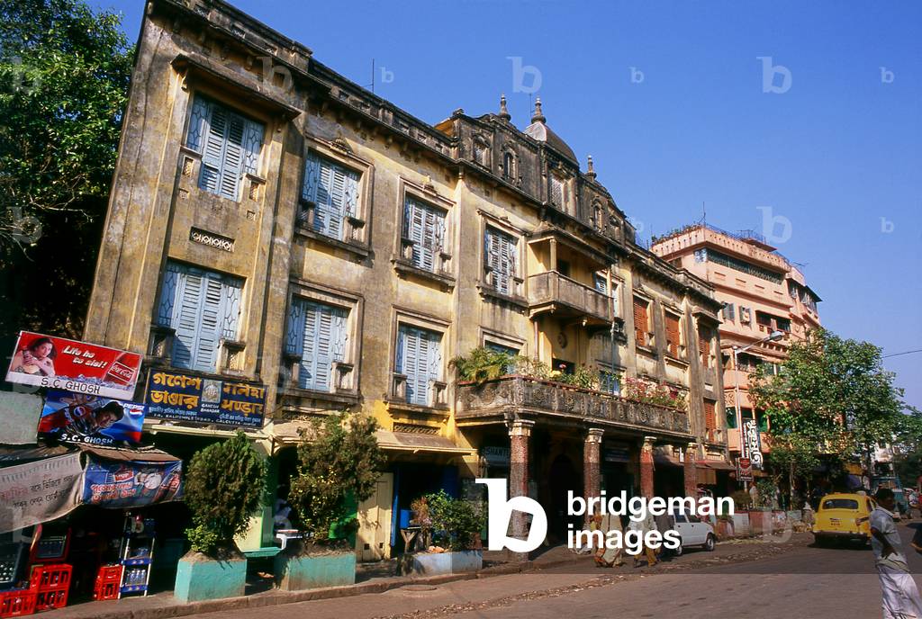 India: Calcutta housing, Kalitemple Road, Kolkata, West Bengal