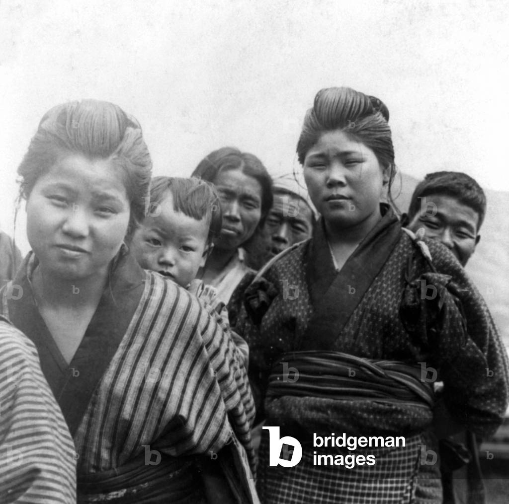 Korea: Japanese women in Seoul, early 20th century