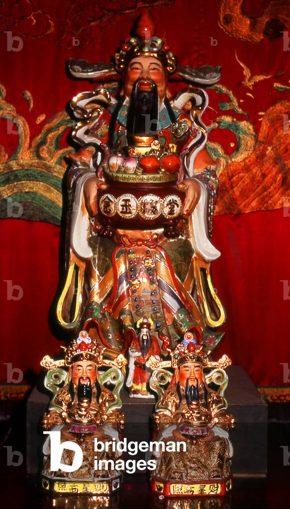 China: Typical Taoist god figure, Yuxu Taoist temple in the grounds of the Opium War Museum, Humen, Guangdong Province