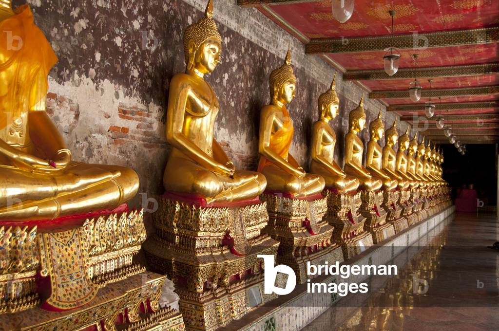 Thailand: Row of Buddhas, Wat Suthat, Bangkok
