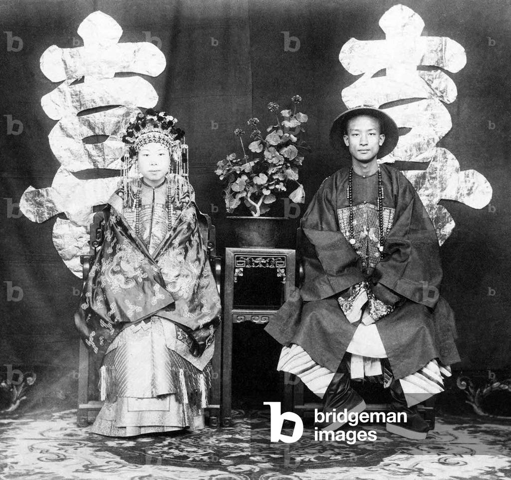 Han Chinese bride and groom, c.1880 (b/w photo)