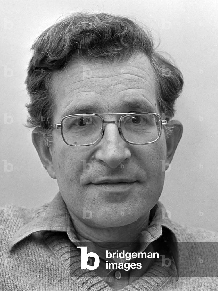 USA: Noam Chomsky (1928 - ), aged 49. Hans Peters, 1977
