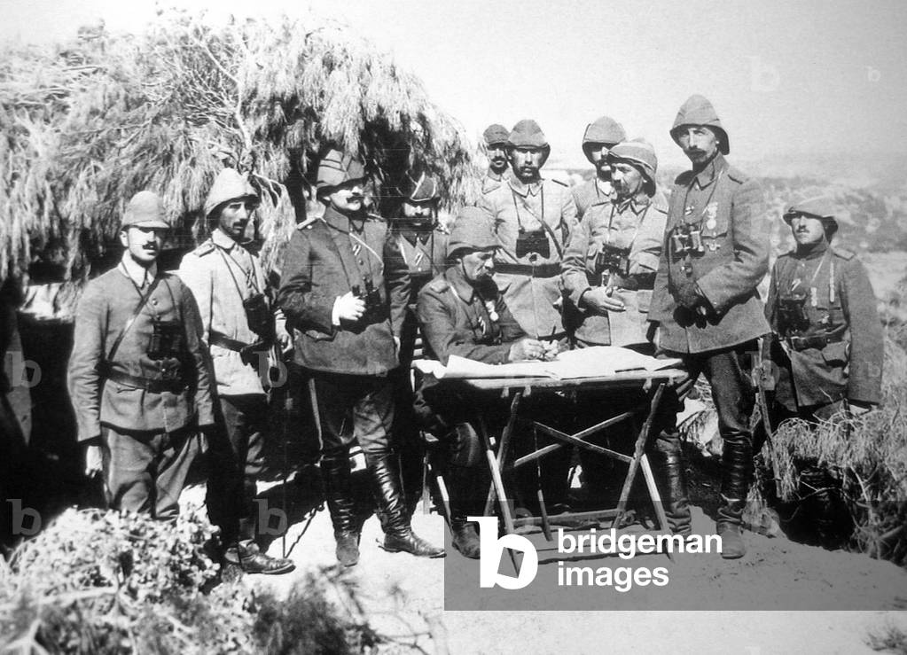 Turkey / Gallipoli Campaign: A group of  officers of the Ottoman 3rd Corps+D24445 at Gallipoli, c. 1916