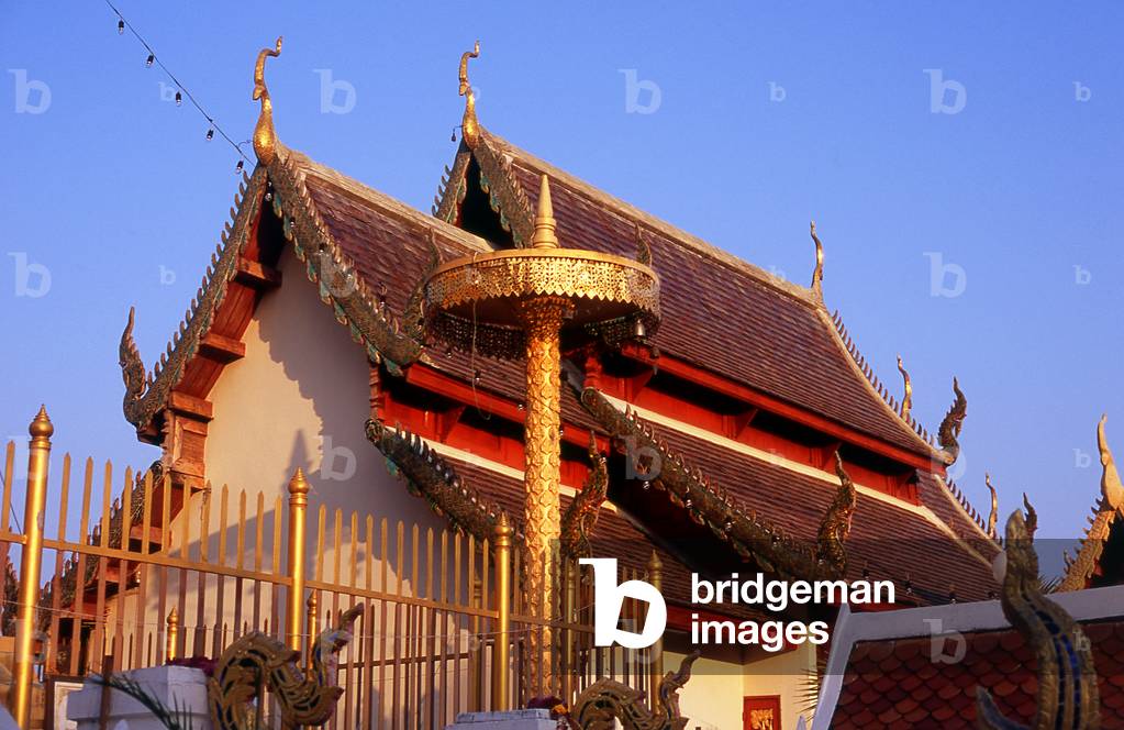 Thailand: Viharn, Wat Phrathat Doi Kham, Chiang Mai, northern Thailand
