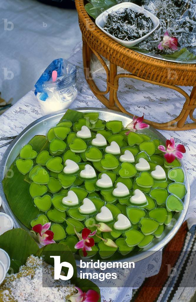 Thailand: Coconut jelly desserts (khanom wun gati) at a stall in Chiang Mai, northern Thailand