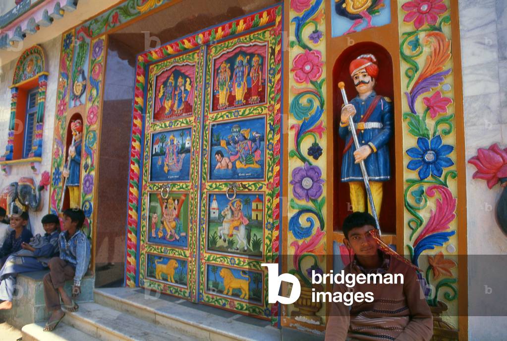 India: Children at a Hindu temple in Kutch, Gujarat State