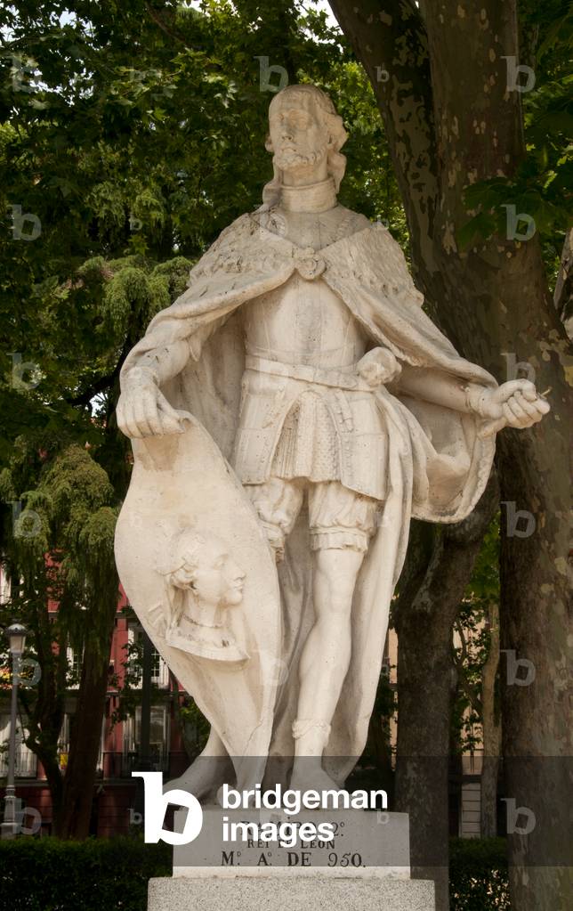 Spain: Ramiro II (c. 900 - 951), King of León, Plaza de Oriente, Madrid. Created by French sculptor, Philippe Boiston (1700 - 1778), c. 1750