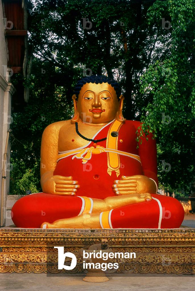 Thailand: Fat Buddha and dog, Wat Chedi Luang, Chiang Mai
