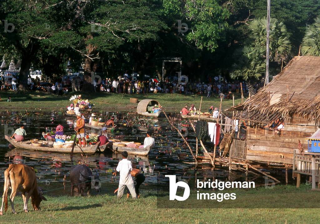Cambodia: Floating market near Angkor Wat