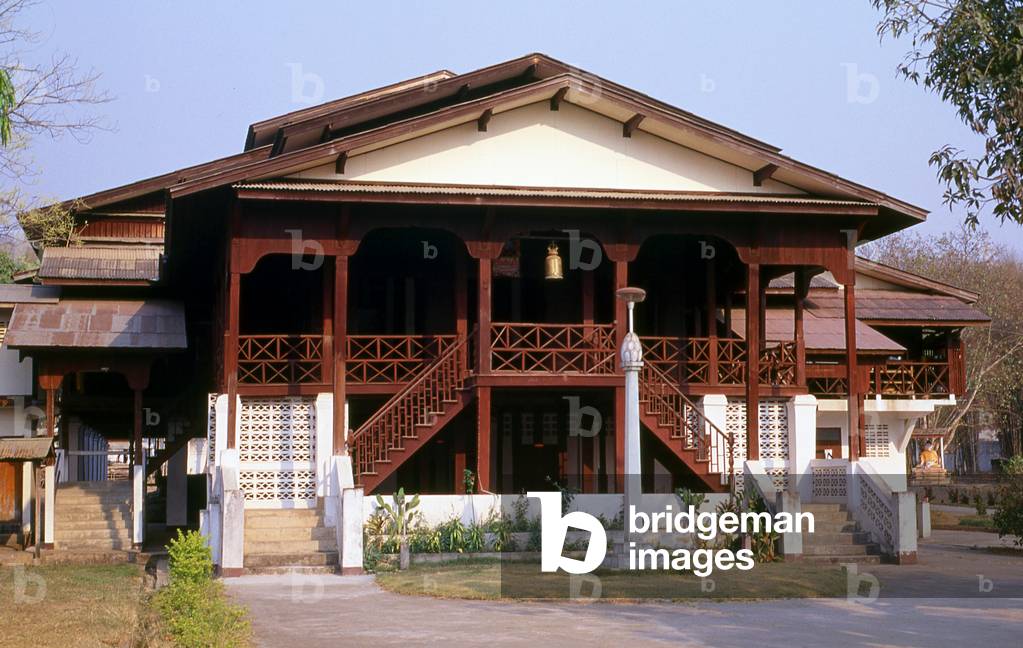 Thailand: Shan Burmese-style temple building in the Wat Si Bunruang - Wat Jong Sung complex, Mae Sariang, Mae Hong Son Province