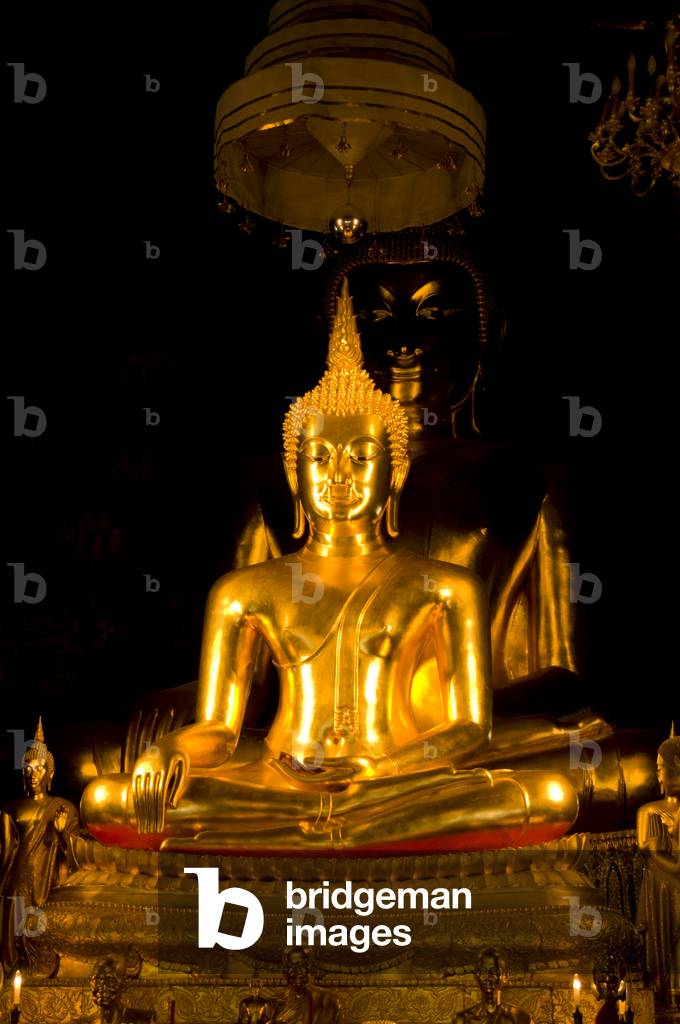 Thailand: Buddha in the main viharn, Wat Bowonniwet, Bangkok