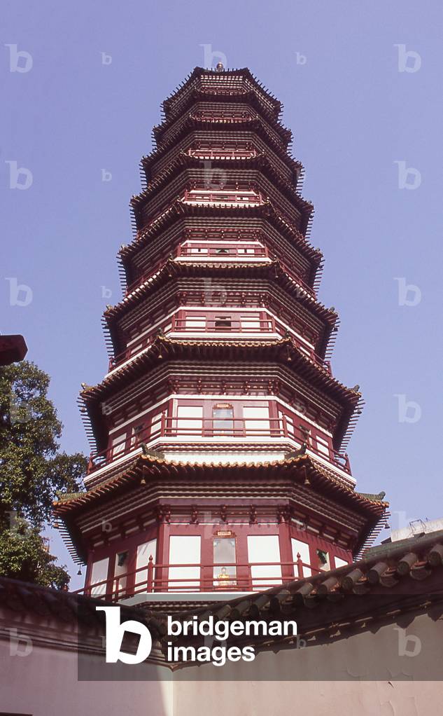 China: Flower Pagoda (Hua Ta) at Temple of the Six Banyan Trees (Liurong Si), Guangzhou, Guangdong Province