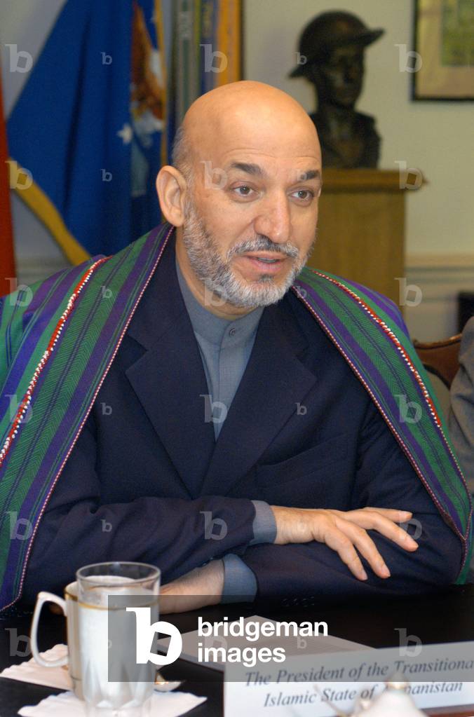 Afghanistan: President Hamid Karzai in 2004.