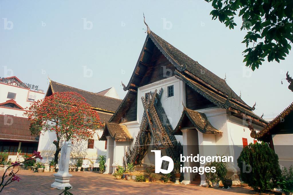 Thailand: The larger of the two viharns at Wat Buppharam, Chiang Mai, northern Thailand