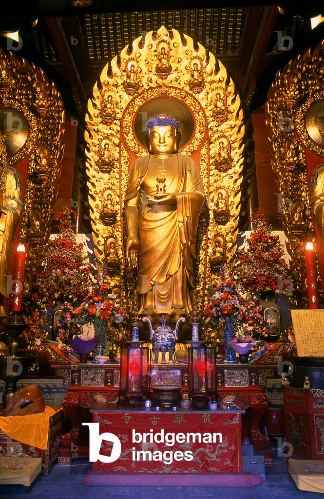 China: Buddha images at the Longhua Temple, Shanghai