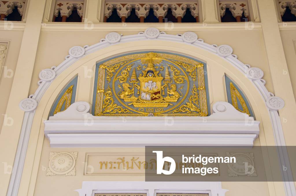 Thailand: Doorway detail, Abhisek Dusit Throne Hall, Vimanmek Mansion, Dusit Park, Bangkok