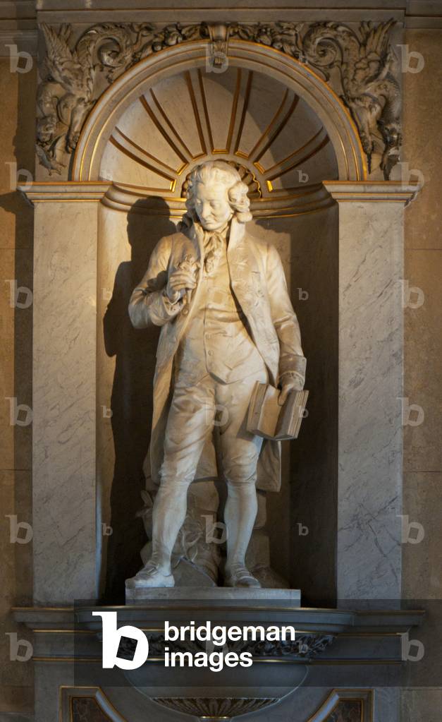 Austria: Carl Linnaeus (Carl von Linne, 1707-1778), Swedish botanist, physician, biologist, Natural History Museum (Naturhistorisches Museum), Vienna. Sculptor, Viktor Tilgner (1844 - 1896)