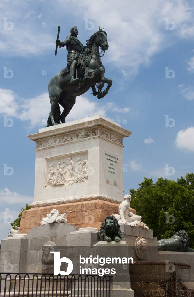Equestrian Statue of Philip IV by Pietro Tacca (photo)
