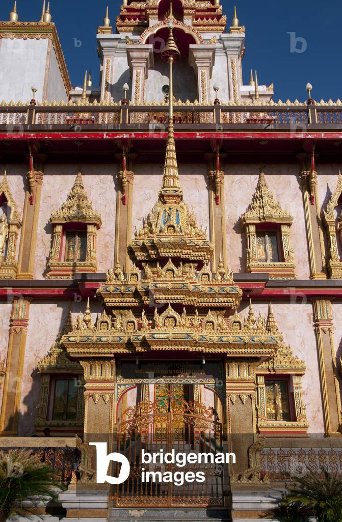 Thailand: Gate detail, Phramahathat Chedi, Wat Chalong, Phuket
