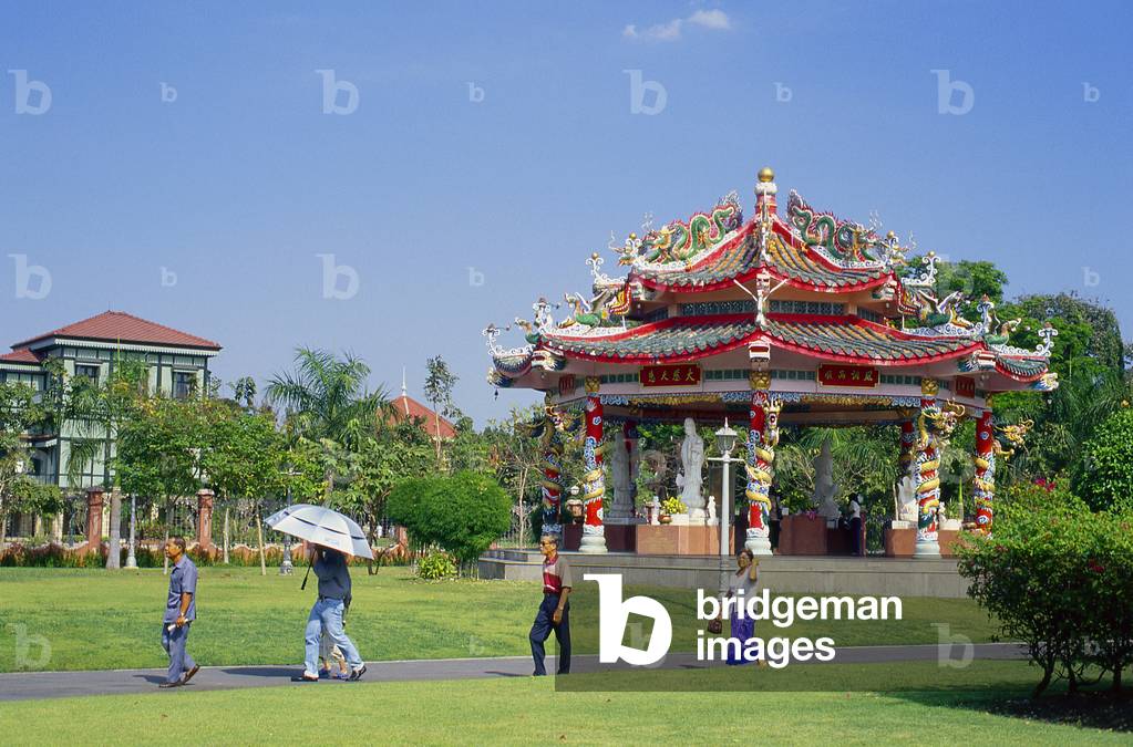 Thailand: Chinese pavilion, Vimanmek Mansion, Dusit Park, Bangkok