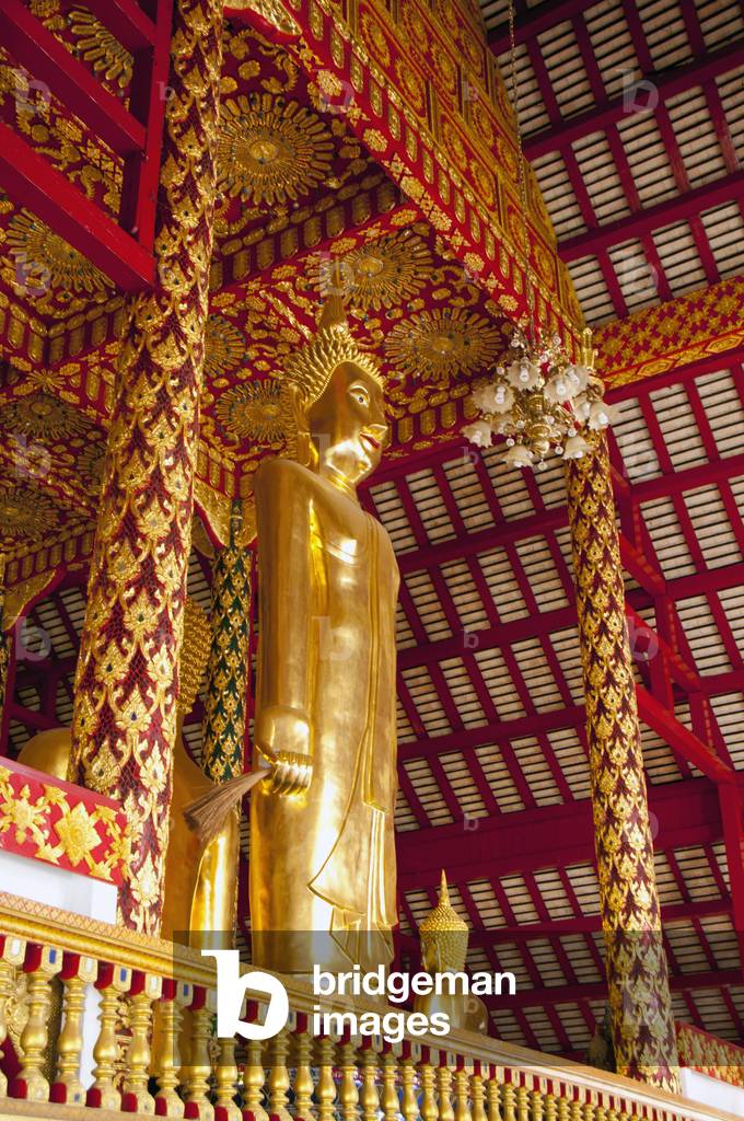 Thailand: Buddha statues in the viharn (assembly hall) at Wat Suan Dok, Chiang Mai, northern Thailand