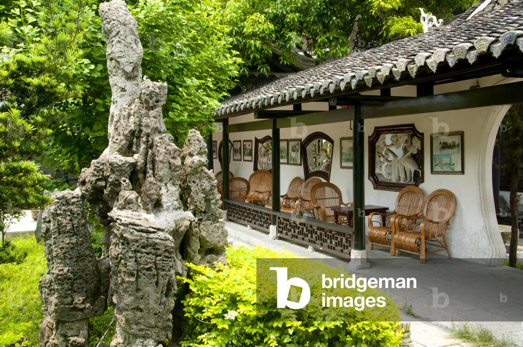 China: Cuiwei Yuan, originally a Guanyin temple now a teahouse, Guiyang, Guizhou Province