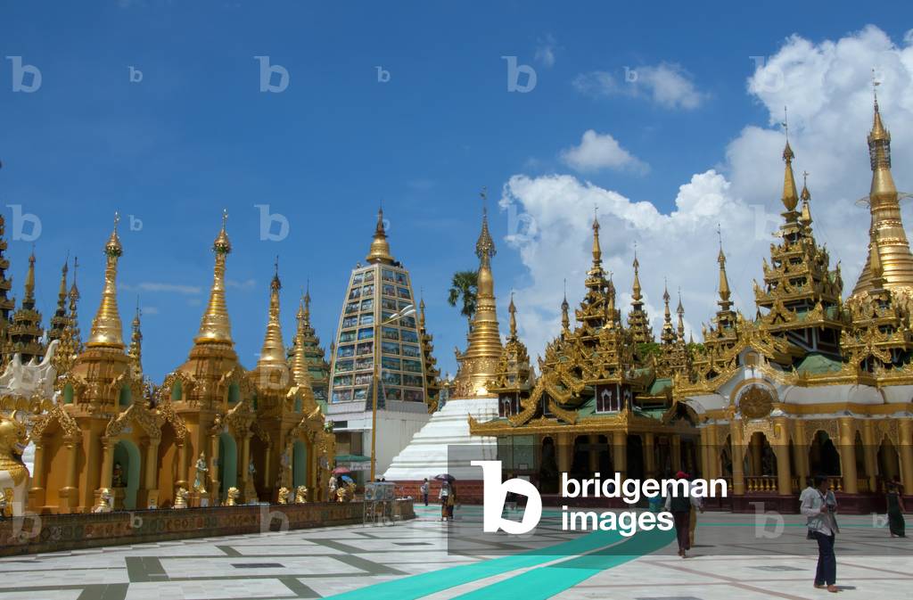 Burma / Myanmar: Inside the Shwedagon Pagoda complex, Yangon (Rangoon)
