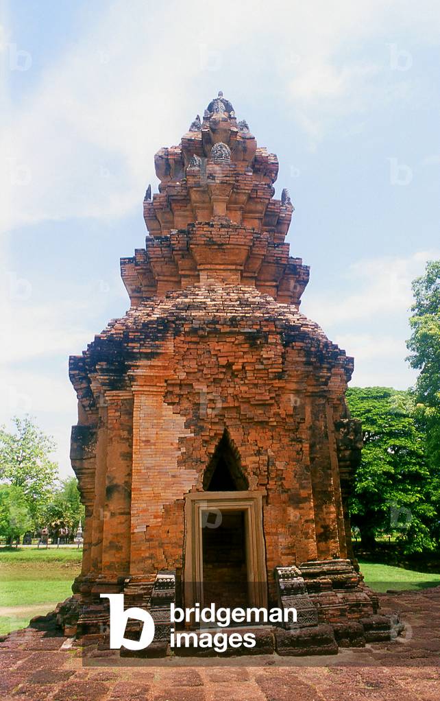 Thailand: The brick prangs of Prasat Sikhoraphum, Surin Province, Northeast Thailand
