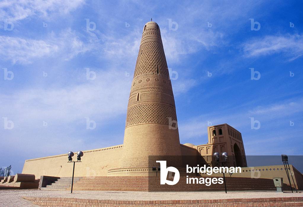 China: Emin Minaret and mosque, Turpan, Xinjiang Province