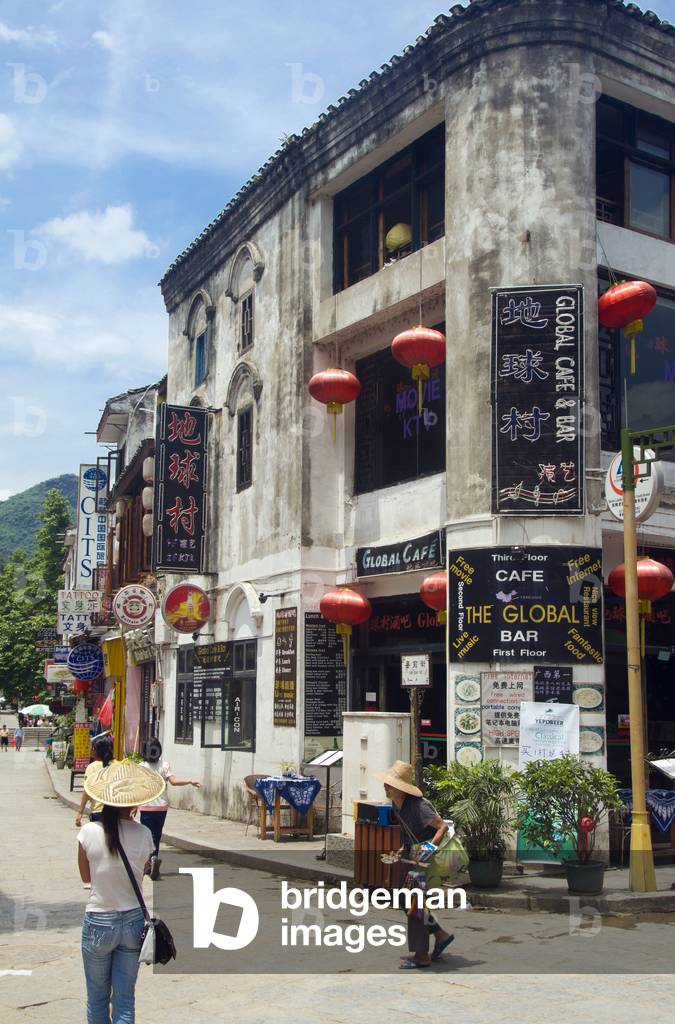 China: Xi Jie ('Foreigner Street'), Yangshuo, near Guilin, Guangxi Province