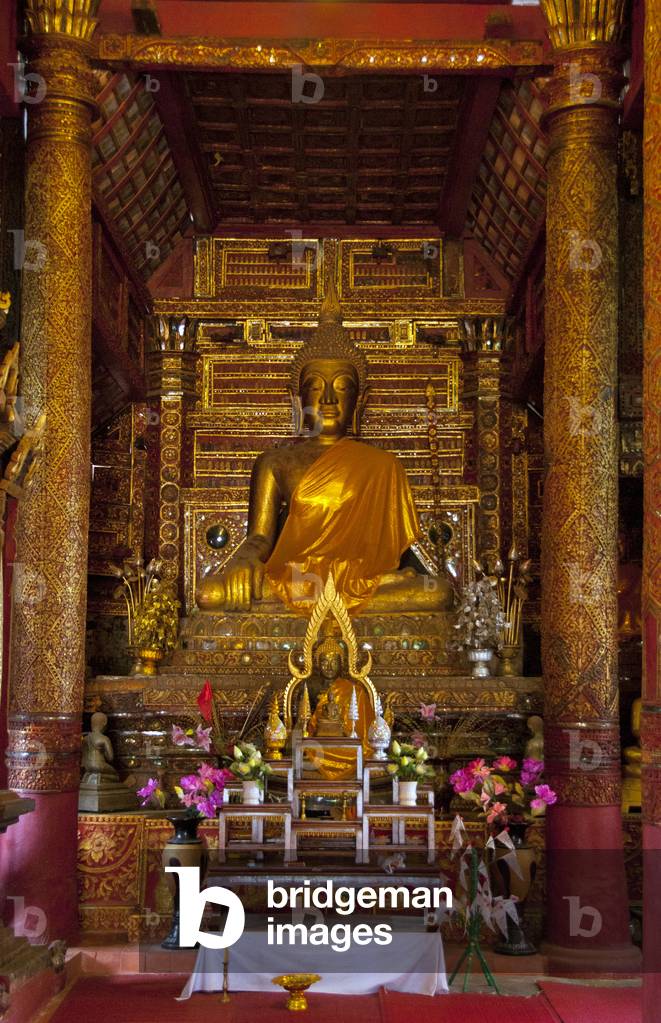 Thailand: Buddha figure in the old viharn, Wat Hang Dong, Chiang Mai, northern Thailand