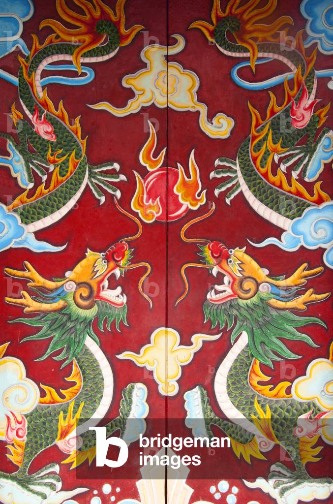 Vietnam: Dragons adorn the entrance to the Quan Cong Pagoda (Chua Ong), Hoi An