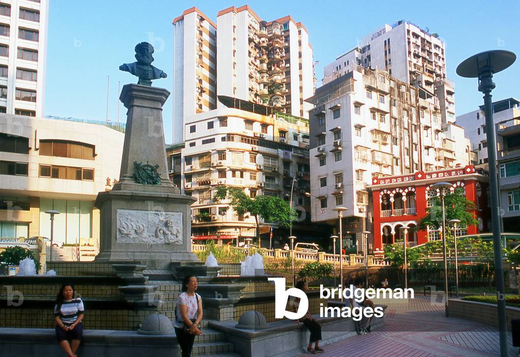 China: A bust of Vasco da Gama by the sculptor Tomás da Costa (1911) surveys the Vasco da Gama Garden,  Macau