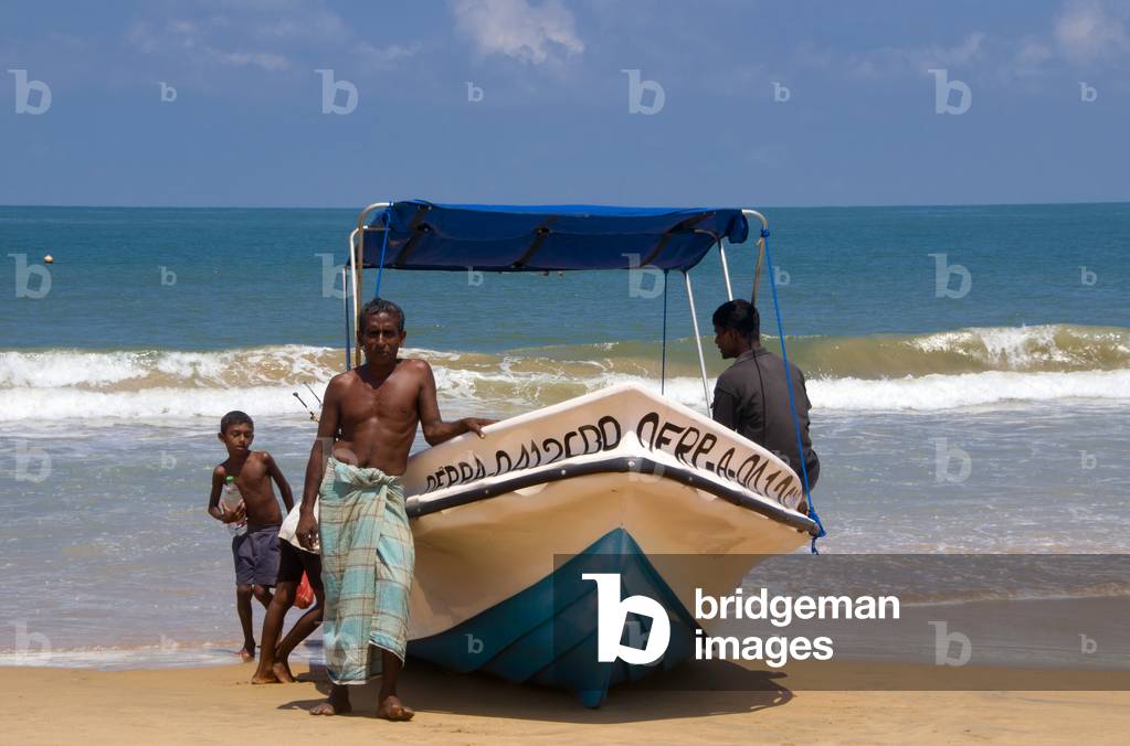 Sri Lanka: The fishing community at Dehiwala. Dehiwala was hit badly by the 2004 tsunami. Dehiwala, south of Colombo