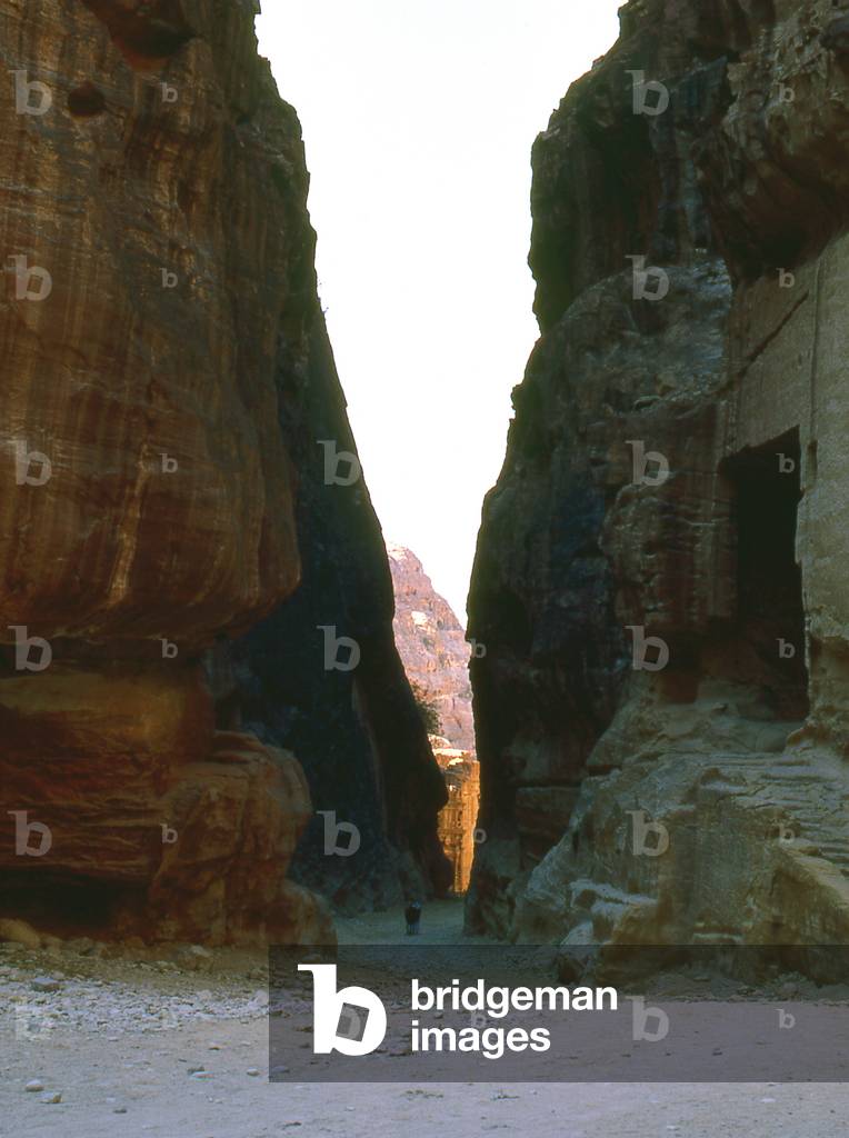 Jordan: The passage leading between Al Khazneh (The Treasury) and the Street of Facades, Petra