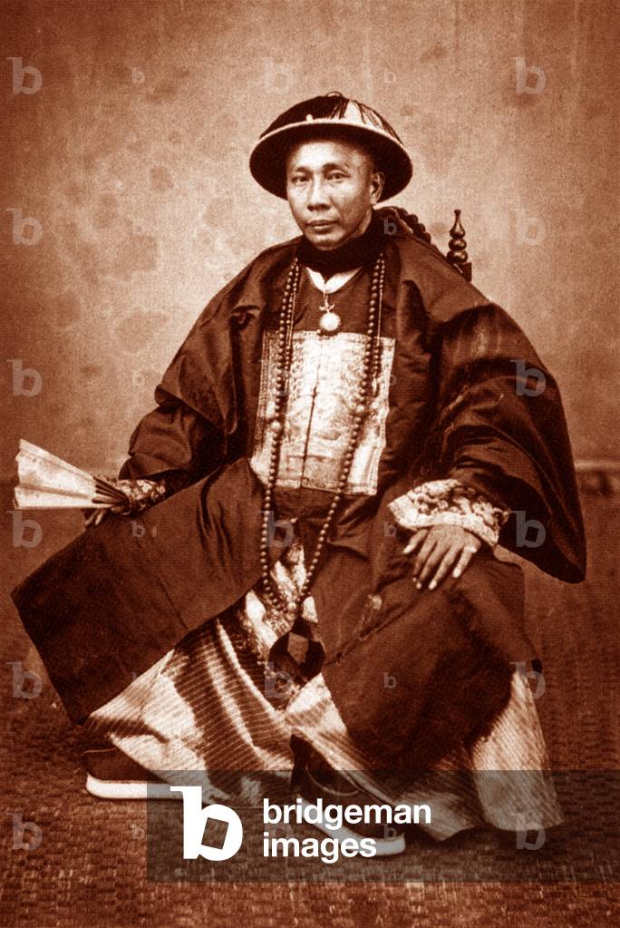 Malaysia: Yap Loong Hin (1873 - 1937), the head of the Chinese Yap Clan and owner of a number of tin mines in the Malay States, in full Manchu ceremonial garb, late 19th century