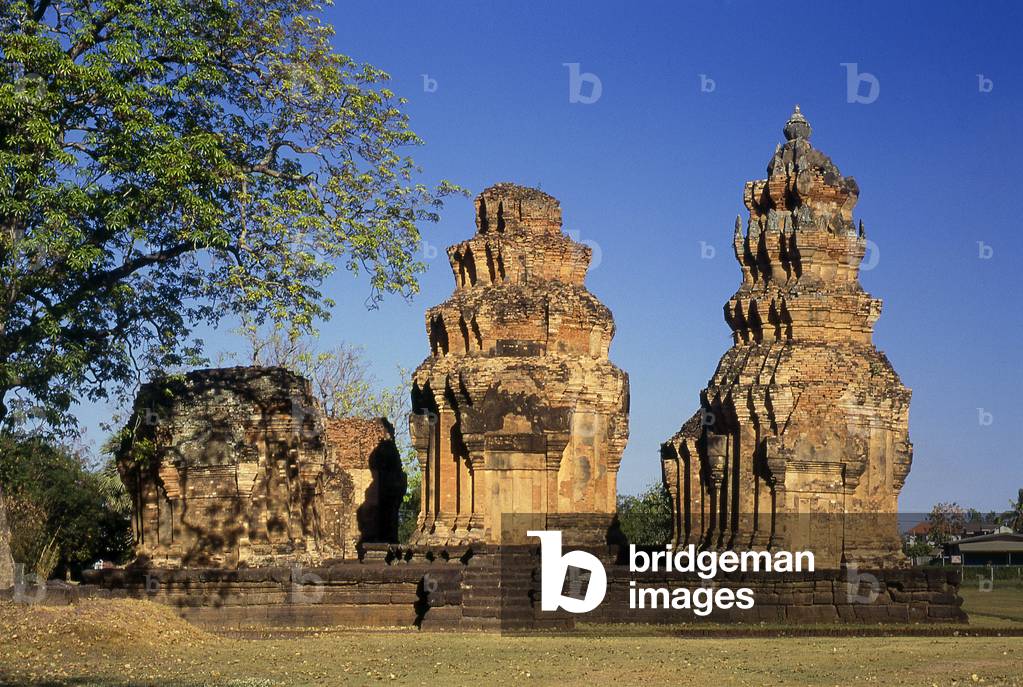 Thailand: The brick prangs of Prasat Sikhoraphum, Surin Province, Northeast Thailand