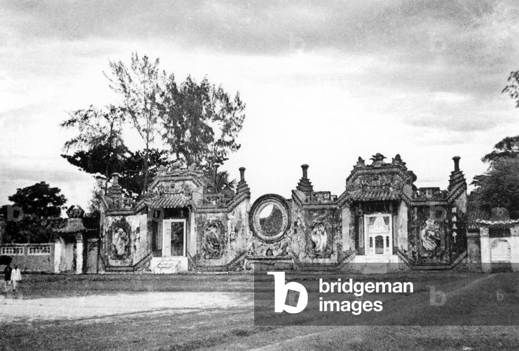 Vietnam: Gateway to the old Ba Mu Temple or the Midwives Temple, near Hoi An