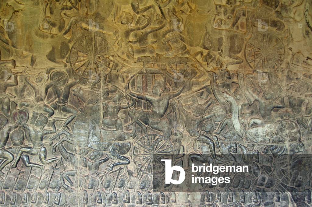 Cambodia: Kauravas and Pandavas in hand to hand combat, Battle of Kurukshetra bas-relief sculpture gallery, South Wing, West Gallery, Angkor Wat