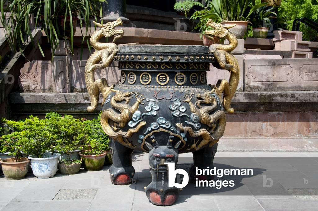 China: Incense urn, Qingyang Gong (Green Goat Temple), Chengdu, Sichuan Province