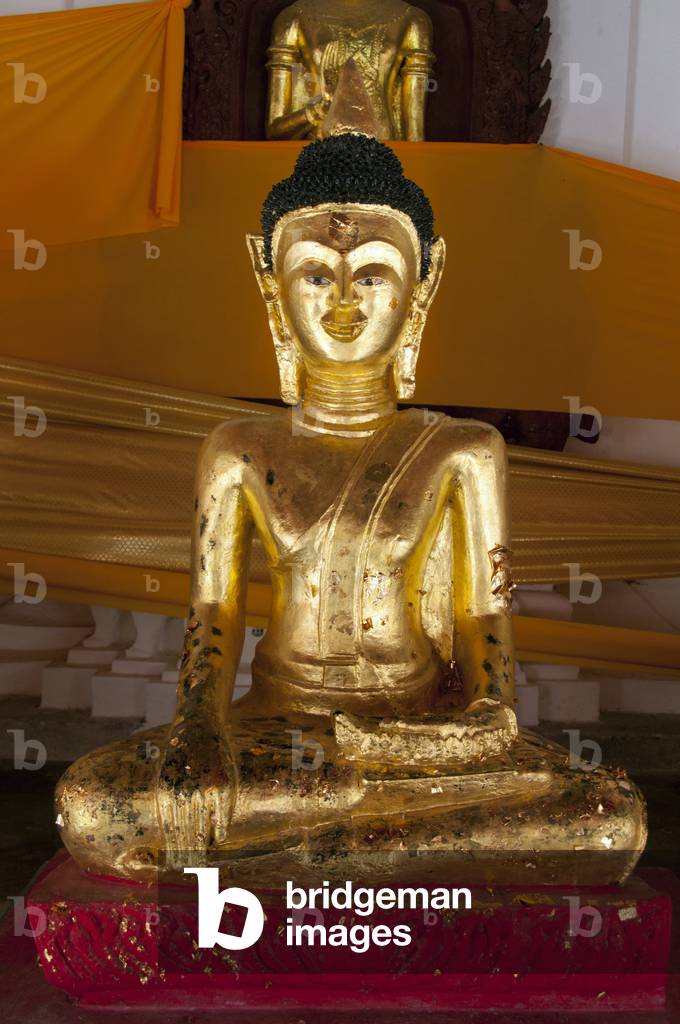 Thailand: Buddhas in cloisters around the main chedi, Wat Phra Mahathat, Nakhon Sri Thammarat