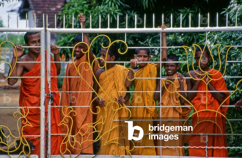 Sri Lanka: Novice monks at Anuradhapura