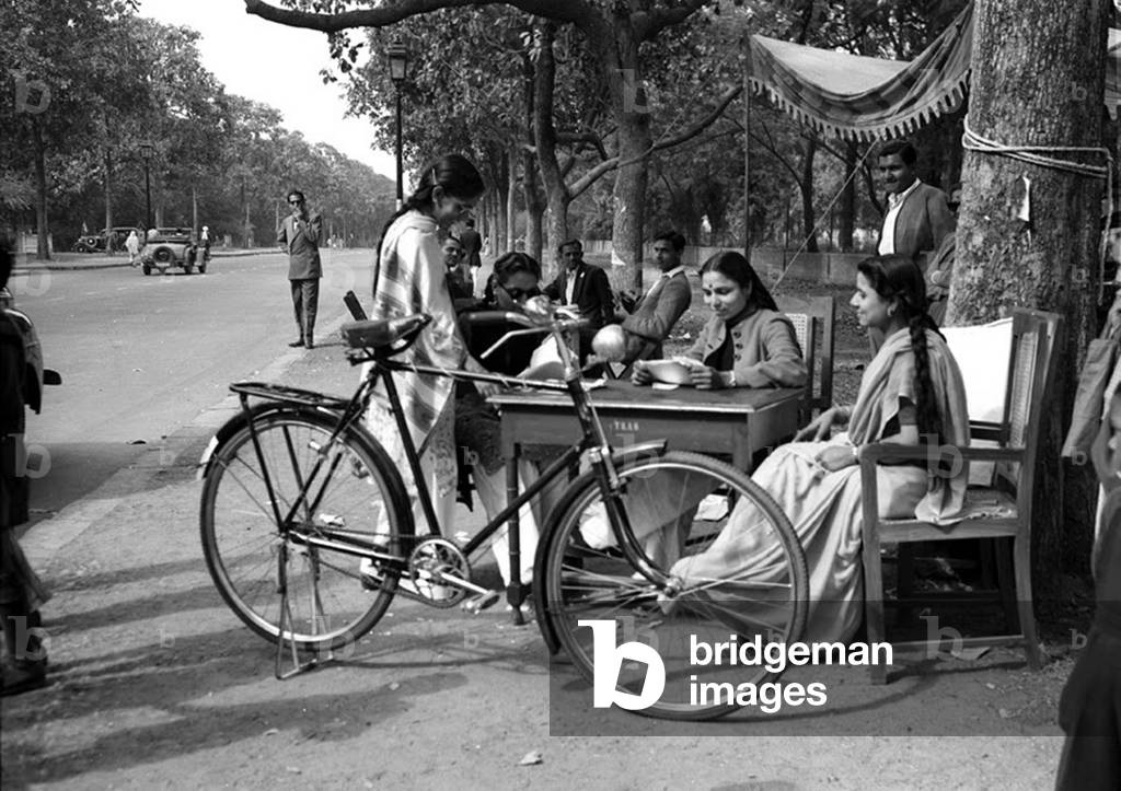 India: First Lok Sabha general election, Delhi, January 1952. An election stand for Shri Durga Das, electoral symbol a bicycle