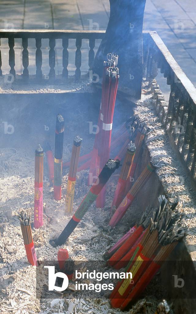 China: Incense sticks, Linggu Si or Spirit Valley Temple, Zijin Shan, Nanjing, Jiangsu Province