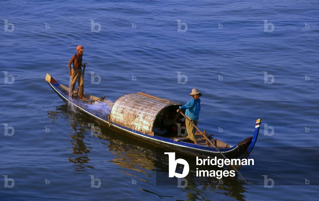 Cambodia: Cham fishermen on the Sap River north of Phnom Penh, central Cambodia