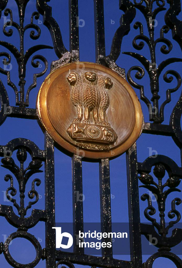 India: Entrance gate with the National Emblem of India (Lion Capital of Asoka), Rashtrapati Bhavan (the official residence of the President of India), New Delhi