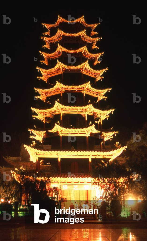 China: Mu Ta (Wooden Pagoda), Zhongxin Square, Zhangye, Gansu Province